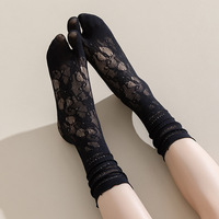 Chaussettes Tabi pour femmes, blanches, d'été, standard, transparentes, respirantes, tricotées, à la mode, sexy, à deux orteils séparés, style slouch
