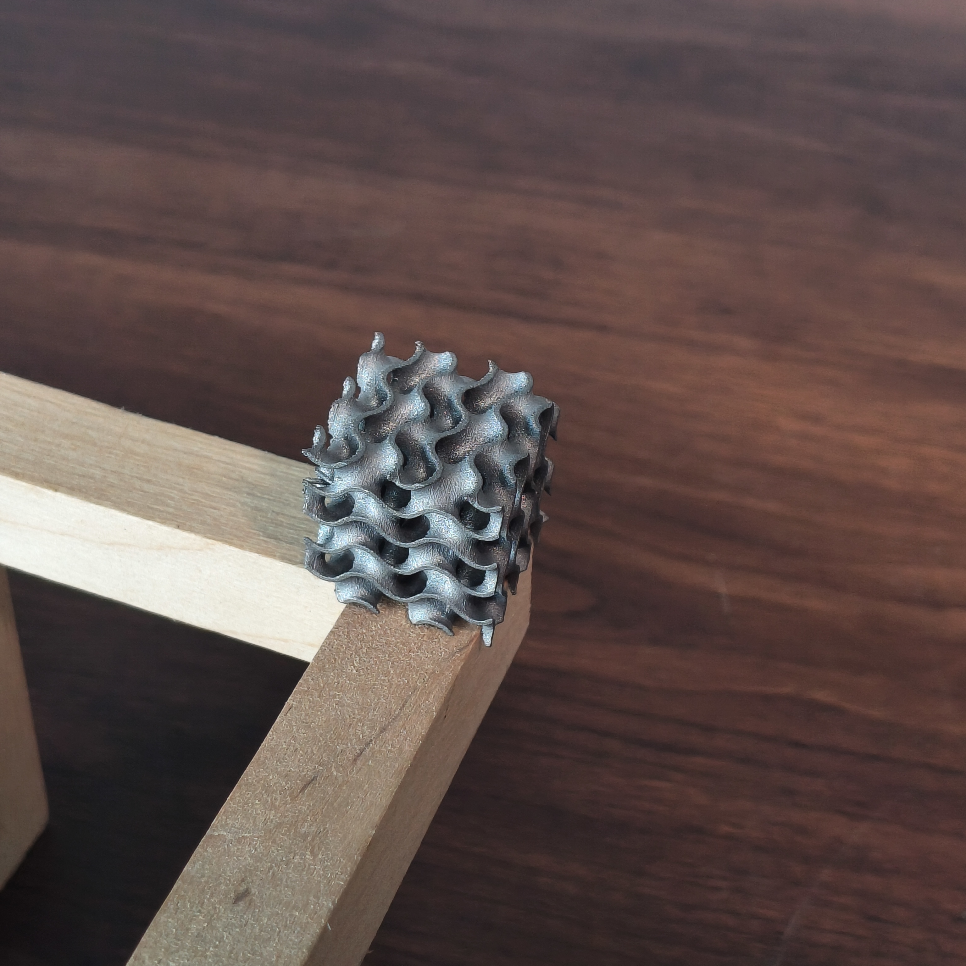 Metal 3D Printing for Small-batch Production, Multi-material Powders, Integrated Precision Processing and Customization