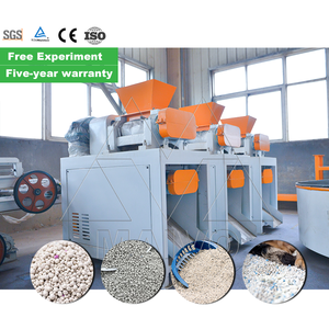 Mini línea de producción de arena para gatos de bentonita Máquina para arena para gatos de bentonita Máquina granuladora de prensa de rodillos - Product Image 2