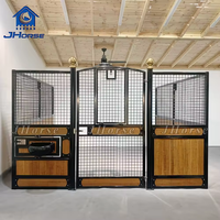 Écuries de chevaux en bois de bambou préfabriquées portables de grande taille en métal pour l'intérieur