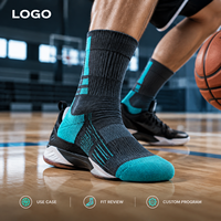 Chaussettes de sport de basketball avec renfort d'orteil, talon intégré, maille respirante, manchette graduée, rouge et blanc, amorti pour le court, ajustement de la cheville, pour équipe