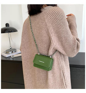 Populaire Mini Petit Rouge À Lèvres Sac Niche Conception Chaîne Lettres Petit Sac Carré Dames Lux Épaule Sac À Bandoulière - Product Image 2