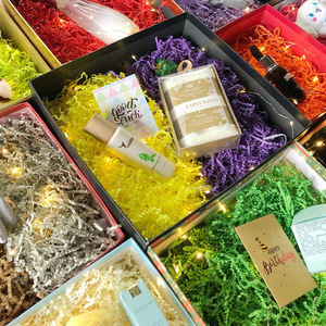 Tiras de papel arrugado de colores, 1 libra, 3 mm de ancho, relleno acolchado para cajas de regalo, embalaje de bodas - Product Image 2