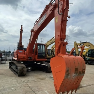 รถขุดตีนตะขาบ Doosan DX300LC มือสอง อยู่ในสภาพการทำงานที่ดีเยี่ยม เหมาะสำหรับรถขุดขนาดใหญ่ 30 ตัน - Product Image 1