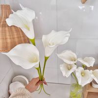 Flor Artificial de Lirio Calla Blanco EVA de Tacto Real Hecha a Mano para Ramo de Boda, Decoración de Eventos y Fiestas en el Hogar, Ecológica