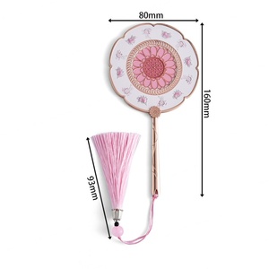 Luxury Souvenir Gift Hot Selling New Style Fashion Appearance Exquisite Handheld <b>Mirror</b> With Tassel - Product Image 2