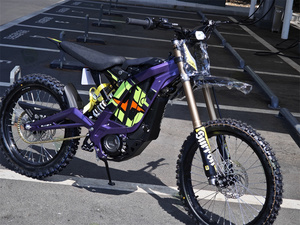 Moto Adulte Surron Light Bee X 2026 8000 W 60 V 40 Ah avec Roues de 19/18 Pouces - Product Image 6