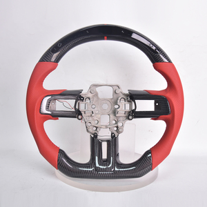 Volant en fibre de carbone en forme de D pour Ford Mustang GT/GT350/GT350R 2018-2021 Poignée en cuir perforé avec garniture - Product Image 4