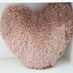 Fluffy Hình Trái Tim Đệm Nhồi Tình Yêu Gối Cho Trang Trí Nhà - Product Image 4