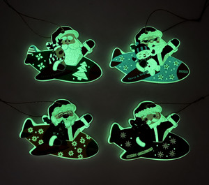 Luz espontánea <span class=keywords><strong>en</strong></span> la noche Cerámica luminosa Adornos colgantes de <span class=keywords><strong>Navidad</strong></span> Resplandor Decoraciones de árboles oscuros - Product Image 5