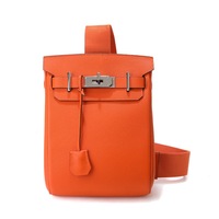 Sac de Poitrine en Cuir Véritable 2026 – Petit Sac à Bandoulière Tendance Unisexe Style Urbain Simple Toutes Saisons avec Fermeture à Loquet