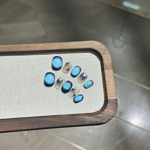 10 faux ongles magnétiques œil de chat <span class=keywords><strong>bleu</strong></span> foncé faits à la main, motif papillon scintillant, courts, carrés, artificiels, à pression, couvrance totale - Product Image 3
