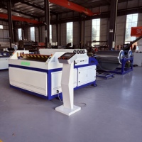Machine à fabriquer des conduits |   Ligne de production de conduits automatiques 3 avec dérouleur de bobines, niveleur et cisaille, facile à utiliser
