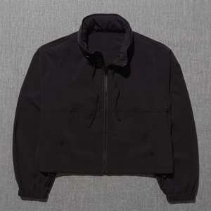 เสื้อแจ็คเก็ตออกกำลังกายสำหรับผู้หญิงแบบซิป OEM รุ่นสั่งทำพิเศษ สำหรับฤดูหนาว ระบายอากาศได้ดี ลายพราง มีกระเป๋า ผลิตจากผ้าไนลอน - Product Image 3