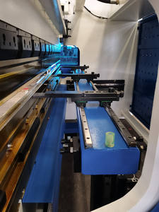 <span class=keywords><strong>Machine</strong></span> à cintrer servo-frein automatique 160t 3200 pour tôle pour le traitement de l'aluminium - Product Image 6