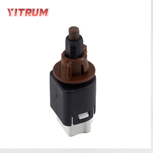 สวิตช์ไฟเบรกมิตซูบิชิ 8614A183 สำหรับอะไหล่ซ่อมยานยนต์ วัสดุ ABS - Product Image 1