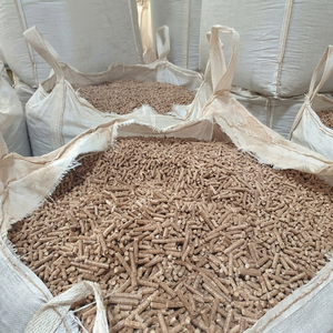 Granulés de bois de haute qualité, diamètre 6 mm, forme bâton, combustible pur en bois avec 0,28 % de cendres et 3 % d'humidité pour système de chauffage en sac - Product Image 1