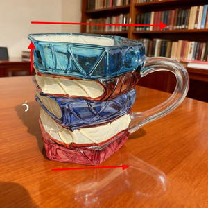 Taza de Vidrio Pintada a Mano con Diseño de Libro Literario, Taza de Café con Arte 3D, Taza de Regalo con Asa - Product Image 6