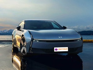 Sedán Eléctrico Clean-Energy P7 Ultra <span class=keywords><strong>de</strong></span> Largo Alcance, Ultra Premium y Confortable - Product Image 1