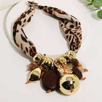 Kaimei-Collier en bois perlé et rétro imprimé léopard papillon, collier ras du cou pour femmes, nouvelle collection 2025
