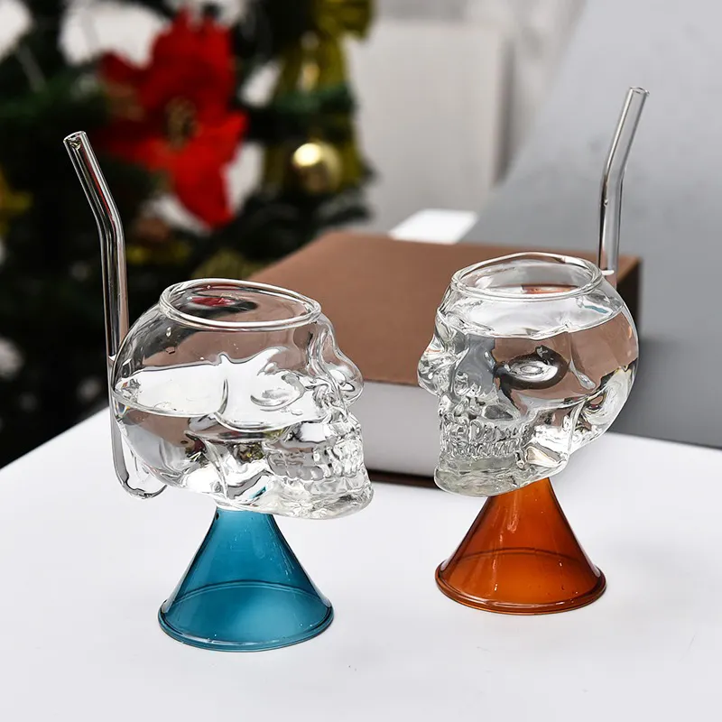 Gelas Martini sedotan Spiral unik untuk pesta pernikahan Bar sampanye coupe Glass untuk bar pesta pernikahan