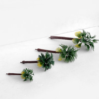 Modèle de table de sable architecturale, paysage miniature fait à la main, verdure, petits palmiers en plastique réalistes, cocotiers