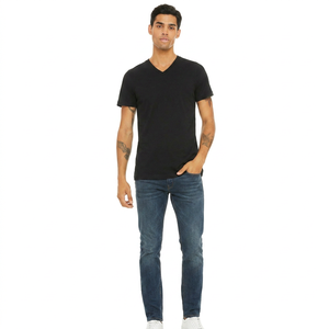 T-shirt uni personnalisé en gros, 100% coton, T-shirt d'été, T-shirt à col en V surdimensionné - Product Image 1