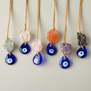 Colgante de Cristal Natural para Coche, Protección Contra el Mal de Ojo, Amuletos de Piedra Natural para Decoración del Espejo Retrovisor del Coche, Venta al por Mayor - Product Image 1