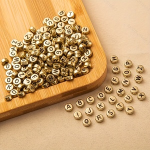 1000 cái/túi Hạt chữ cái acrylic tròn vuông nhiều màu vàng làm vòng cổ, vòng tay tự làm, bộ dụng cụ làm đồ trang sức - Product Image 2