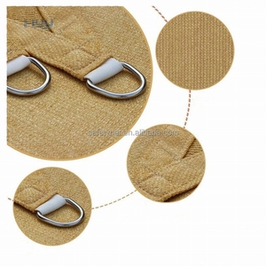 Voile d'ombrage triangulaire 12'x12'x12' anti-UV beige crème - Product Image 4