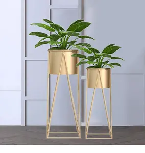 フラワーポットメーカーゴールドガーデン屋内ビッグ大卸売バルク金属安いプランタースタンド植物フラワーポット植物のための