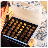 Boîte à bonbons en papier personnalisée vide pour chocolats, boîtes cadeaux pour chocolats aux fraises, boîtes à truffes avec couvercle transparent