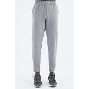 Conjunto Deportivo Gris Melange para Hombre Rex, Sudadera con Capucha y Pantalones Transpirables, 340gsm - Product Image 3