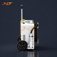 Machine industrielle de décapage de peinture au laser 500W pour l'élimination des revêtements et la reprise de travaux de surface dans l'aérospatiale et la défense.