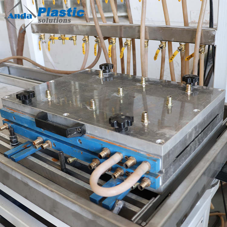 Plastic PVC U Trim Edge Banding Moulding Machine Production Line for Table Edge Band