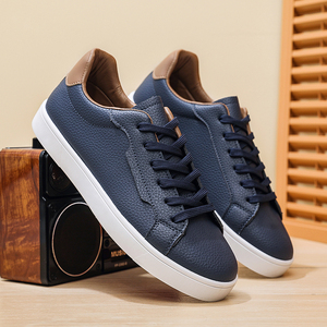 Chaussures décontractées à lacets, baskets minimalistes en cuir, nouvelle collection, vente en gros, chaussures de skate pour hommes - Product Image 1