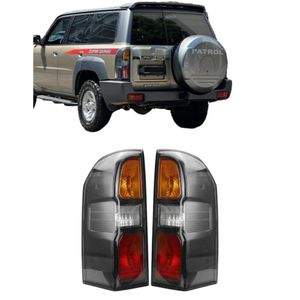Feux arrière <span class=keywords><strong>LED</strong></span> fumés <span class=keywords><strong>4x4</strong></span> pour Nissan Patrol Y61 2004-2016, clignotants, feux <span class=keywords><strong>de</strong></span> stationnement, feux <span class=keywords><strong>de</strong></span> <span class=keywords><strong>recul</strong></span> - Product Image 1