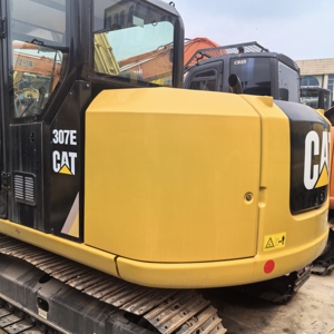 Excavadora CAT 307E de 7 Toneladas, Maquinaria Pesada Usada con Cucharón de Excavación y Motor Incluido - Product Image 3