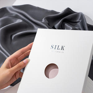 Sarung bantal sutra imitasi Satin merah muda Logo kustom Set kotak Scrunchie ikat rambut mewah penutup mata tidur sarung bantal kotak hadiah - Product Image 5