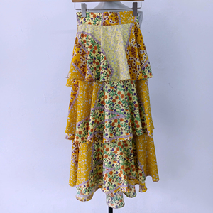 Jupe longue à volants en patchwork floral personnalisée pour femmes - Product Image 3