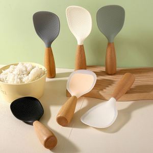 Utensilios de cocina personalizados al por mayor: espátula, cuchara antiadherente, cuchara de silicona para cocinar arroz con mango de madera - Product Image 6