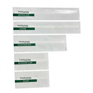 Kit d'accessoires de chambre d'hôtel biodégradables : pochettes brillantes en papier beurré, kit dentaire et de rasage, impression monochrome - Product Image 1