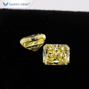 Moissanite Synthétique de Luxe TianYu Gems Ice Flower, Taille Émeraude, Couleur Changeante, Certifiée IGI, Jaune Tendance, Créée en Laboratoire - Product Image 2