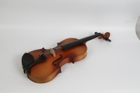 Wholesale Professional Musical Instruments High Quality Glossy Basswood Violin Set With Case and Bow