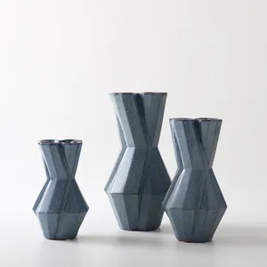 现代几何形状独特的蓝色各种尺寸家居装饰花瓶哑光廉价陶瓷花瓶