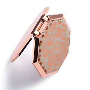 Espejo Plegable Octogonal de Diseño Especial en Oro Rosa con Estampado de Leopardo, Venta al Por Mayor - Product Image 4