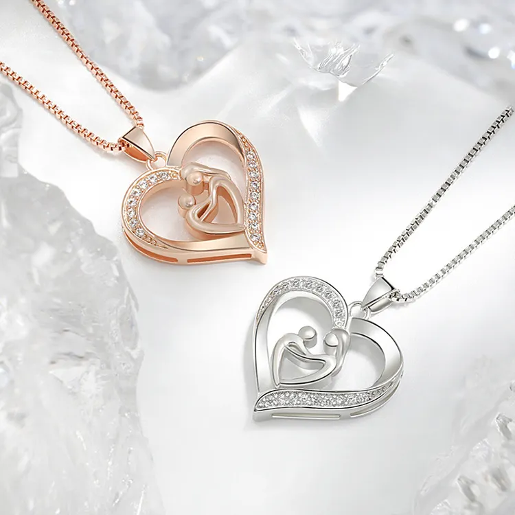 Y002 Hot Sale Mother's Day Gift 2023 Shiny Diamond Lovely Hug Heart Pendant Jewelry Gift Mothers Day Necklace