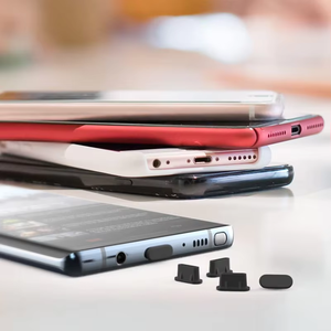USB Type-C ซ็อกเก็ต<span class=keywords><strong>ตัวเมีย</strong></span>ซิลิโคนกันฝุ่นไมโคร USB อินเตอร์เฟซที่ชาร์จปลั๊ก<span class=keywords><strong>ยาง</strong></span>แบบพกพาสำหรับชาร์จสะดวก - Product Image 4