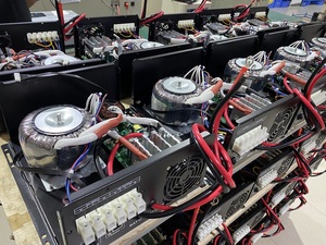 <span class=keywords><strong>12V</strong></span> 24V inversor de corriente <span class=keywords><strong>12V</strong></span> 220V híbrido solar 30A PWM soporte sellado Gel inundado batería - Product Image 5