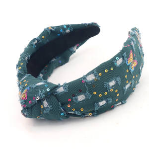 رباط رأس لعيد الميلاد بتصميم أخضر لامع لؤلؤ صوفي رباط رأس فاخر مخصص للأطفال - Product Image 4